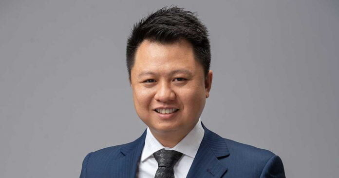 aaron siow medium 696x418 1 e1617433550231